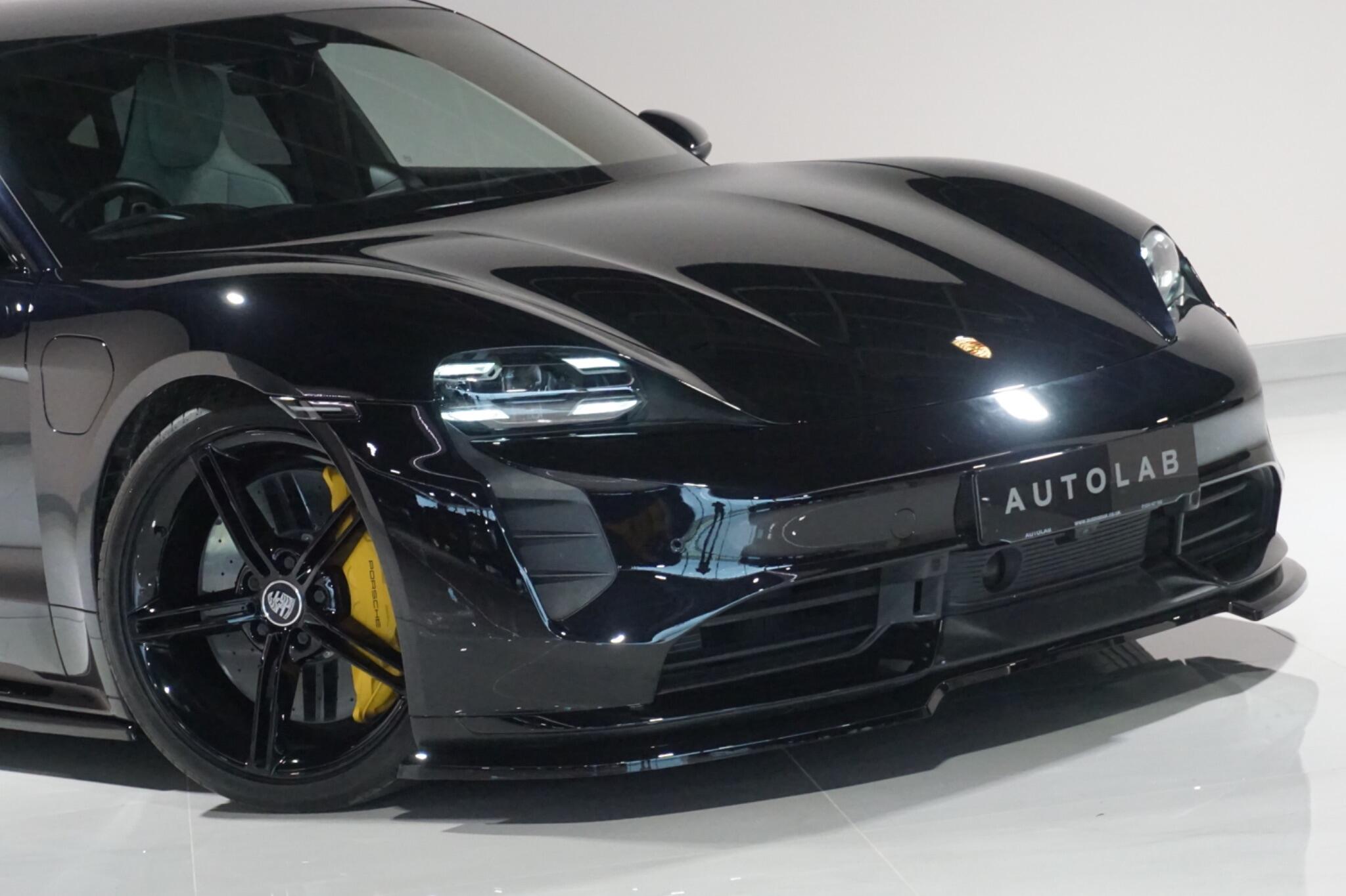 Porsche Taycan Performance Plus 93.4kWh Turbo Saloon 4dr Electric Auto 4WD (680 ps)